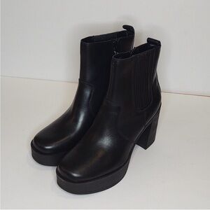 House of Harlow 1960 Hawthorn Platform Chunky Boots